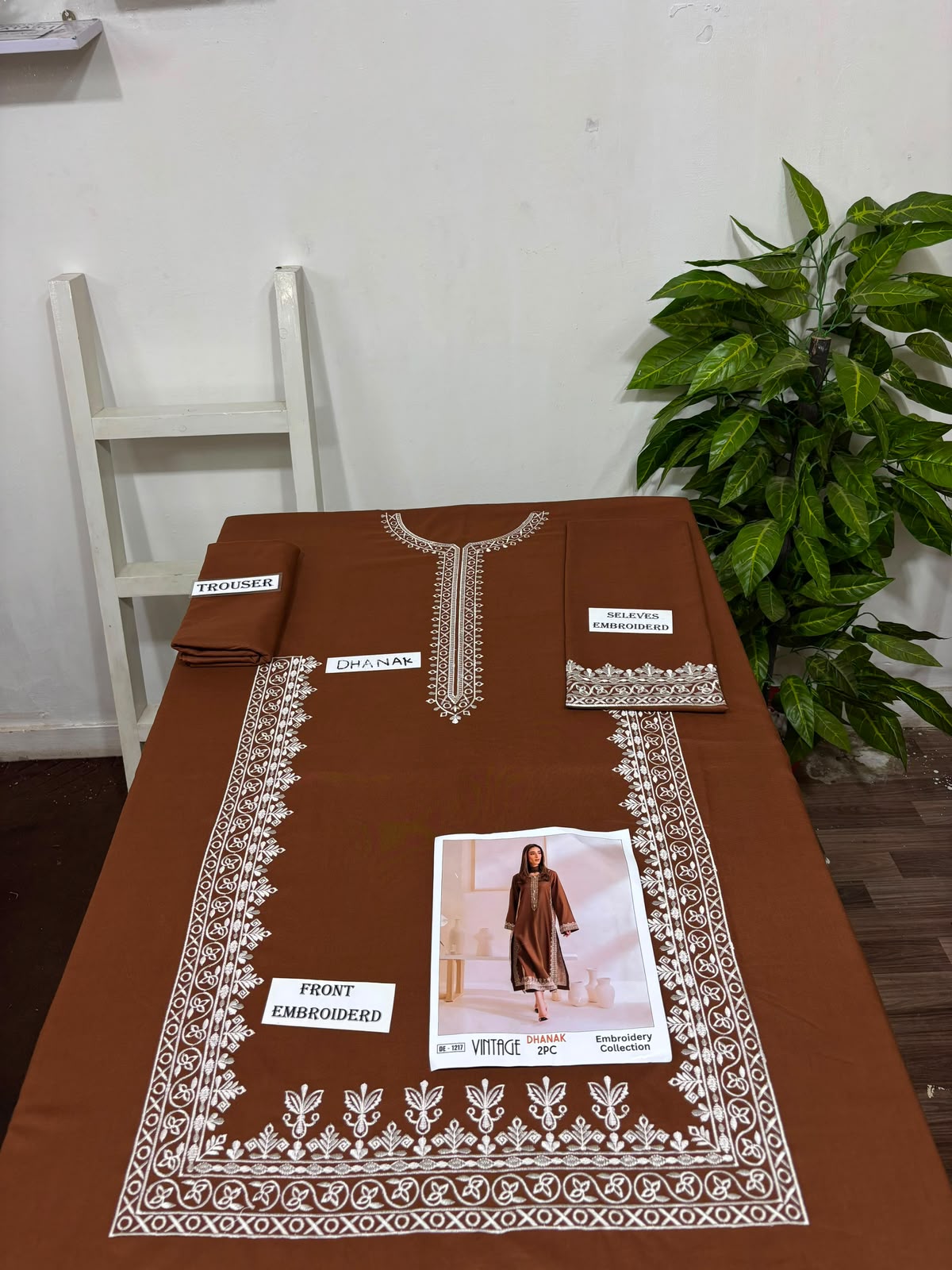 2-Piece | Premium Embroidered Winter Suit – DE-1217