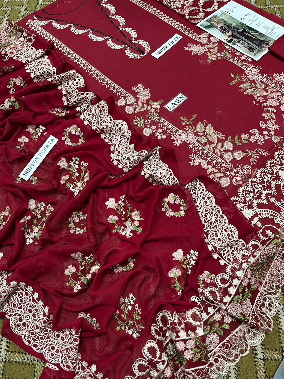 3 Piece - Embroidered Lawn Suit With Chiffon Emb Dupatta AL-812