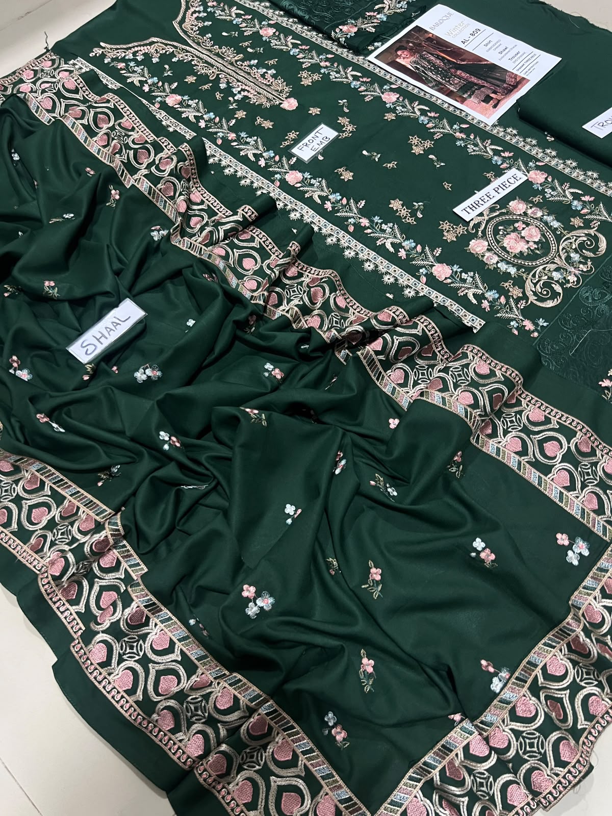3-Piece Baroque Premium Embroidered Dhanak Suit AL-809