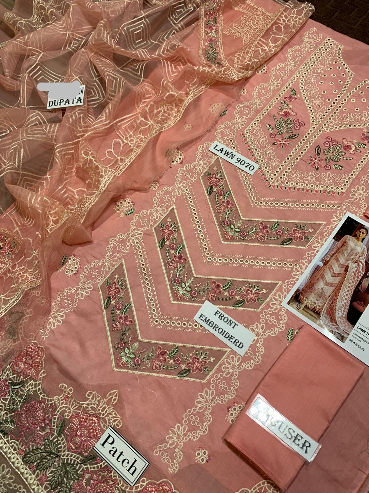 3 Piece - Embroidered Lawn Suit With Embroidered Chiffon Dupatta AL-816