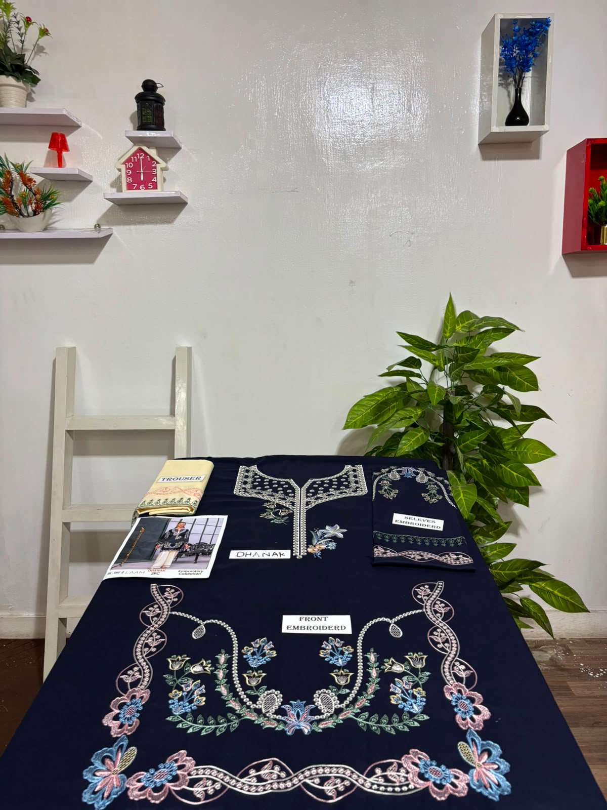 2-Piece | Premium Embroidered Winter Suit – DE-1202