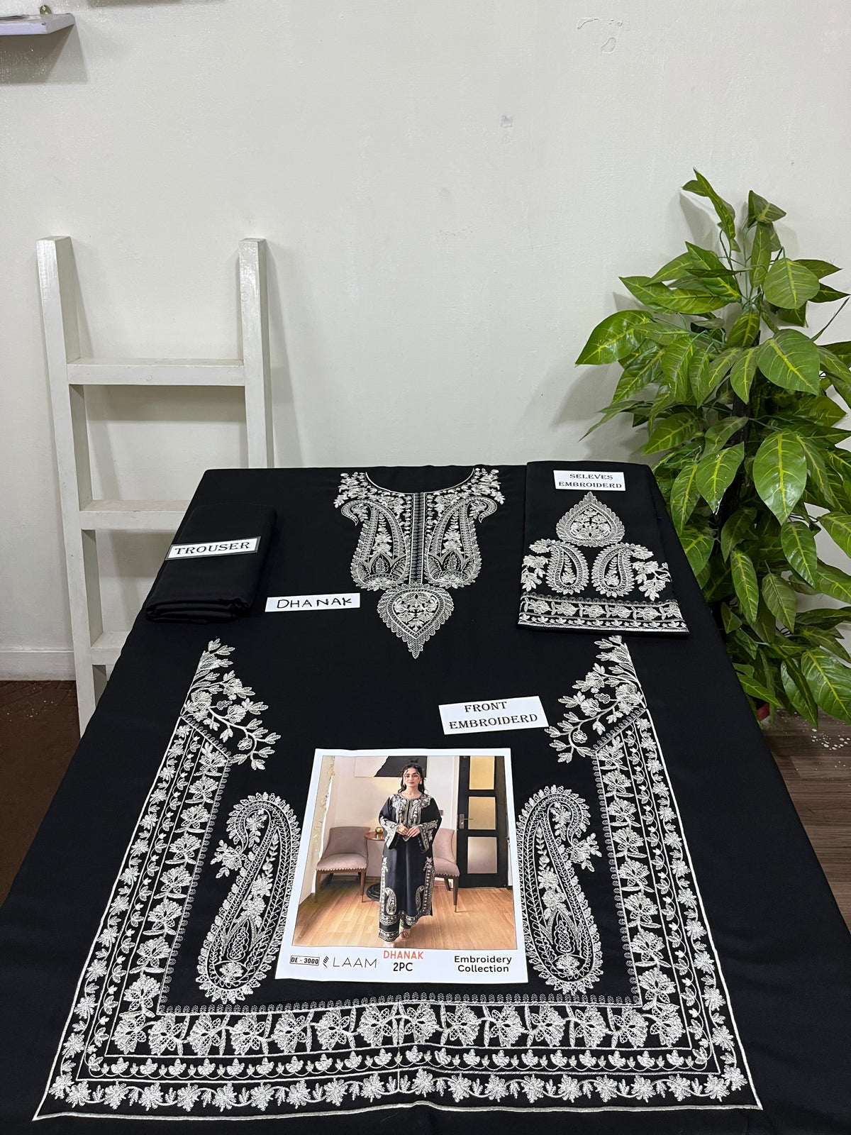 2-Piece | Premium Embroidered Winter Dhanak Suit – DE-3000B