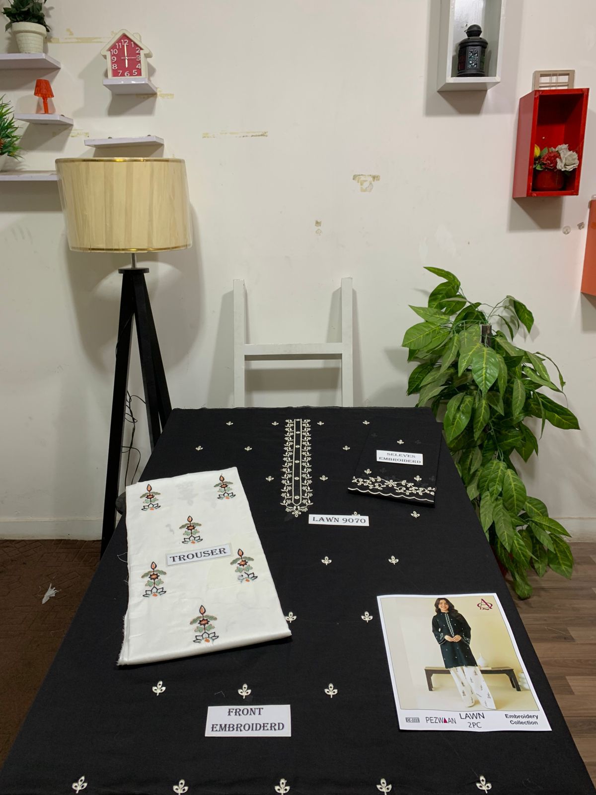 Embroidered 2Pc Lawn Unstitched Summer Dress - DE-3333BLK