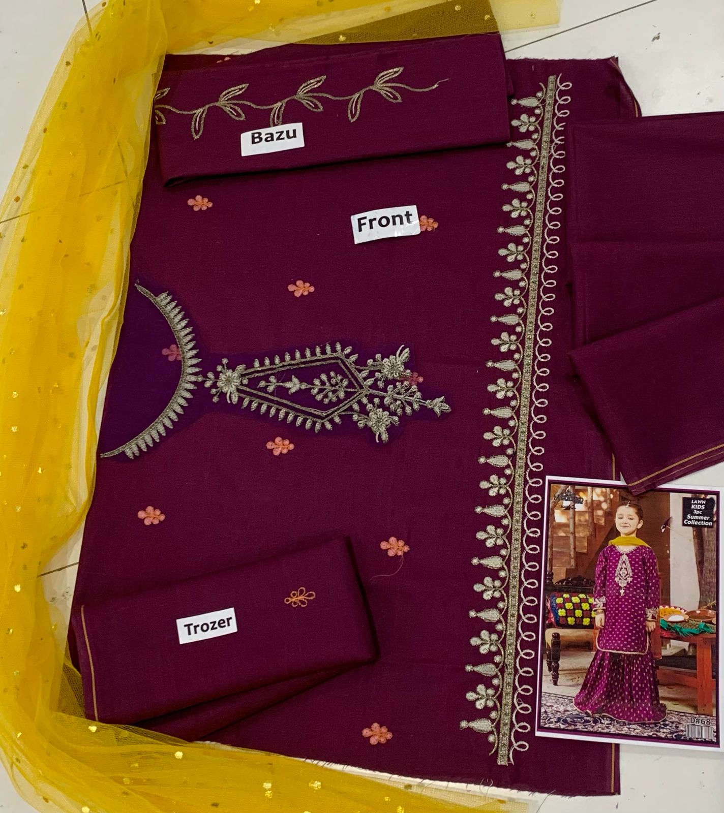Kids 3PC Embroidered Lawn Dress With Net Dupatta - Unstitched - KD68